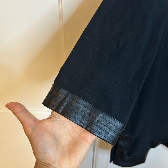 Boston Proper Black 3/4 Sleeve Faux Leather Trim Tunic Top - Picture 7 of 8